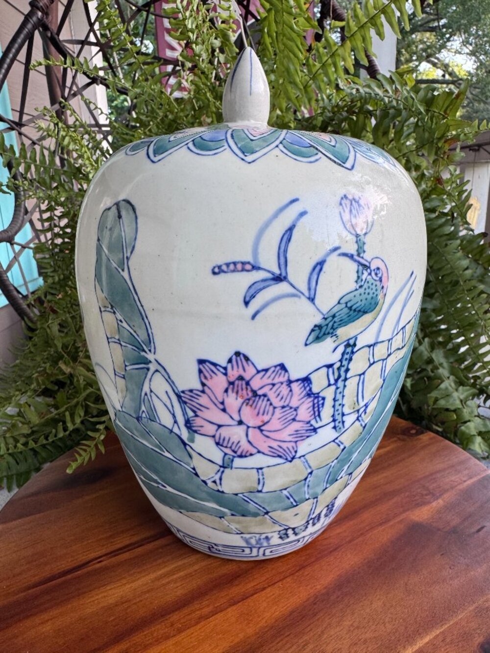 Vintage Chinese Chinoiserie Ginger Jar with Lotus Flower and Kingfisher